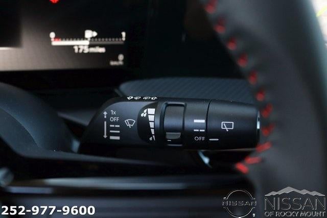 2025 Nissan Kicks SR FWD