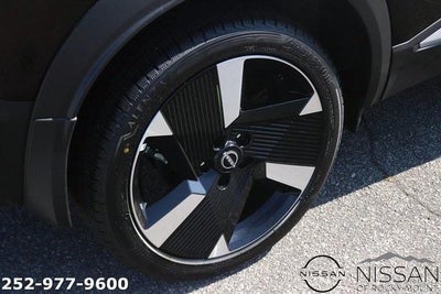 2025 Nissan Kicks SR FWD