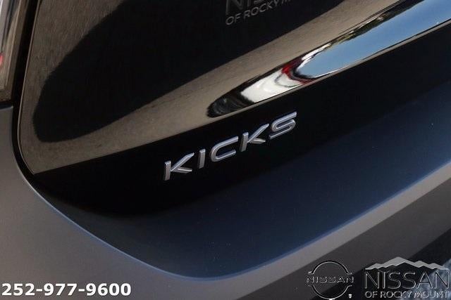 2025 Nissan Kicks SR FWD