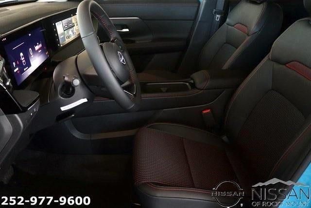 2025 Nissan Kicks SR FWD