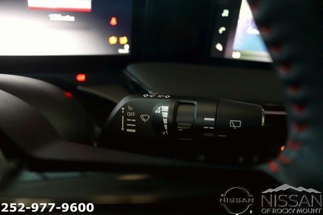 2025 Nissan Kicks SR FWD