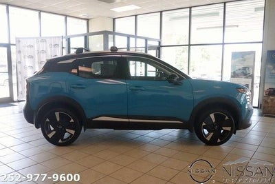 2025 Nissan Kicks SR FWD