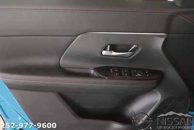 2025 Nissan Kicks SR FWD