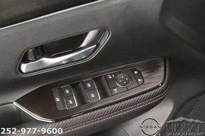 2025 Nissan Kicks SR FWD