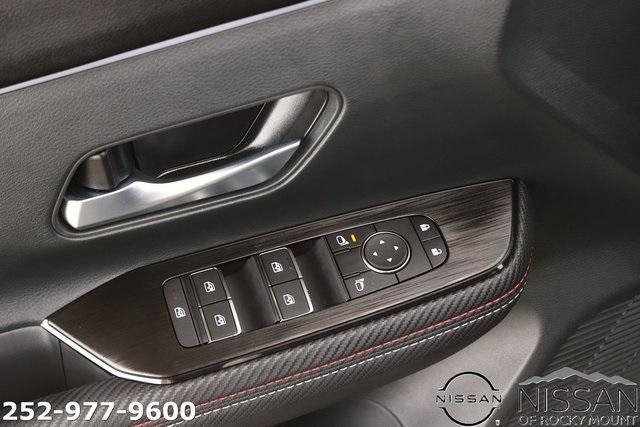 2025 Nissan Kicks SR FWD