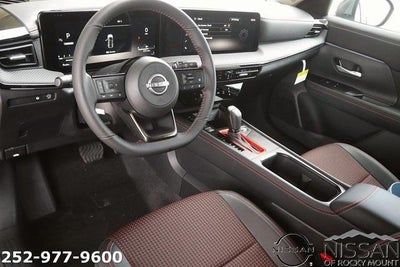 2025 Nissan Kicks SR FWD