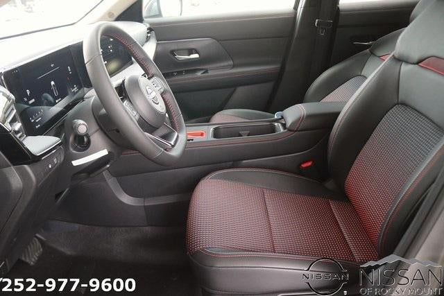 2025 Nissan Kicks SR FWD