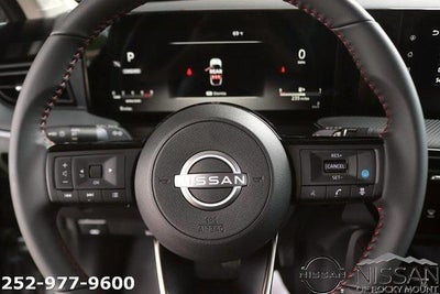 2025 Nissan Kicks SR FWD