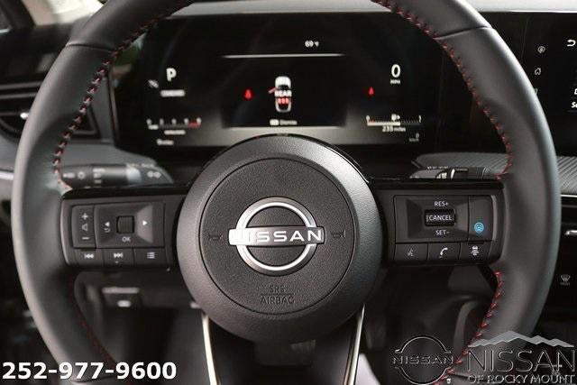 2025 Nissan Kicks SR FWD