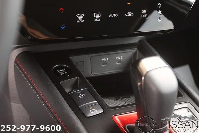 2025 Nissan Kicks SR FWD