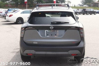 2025 Nissan Kicks SR FWD
