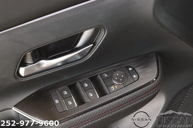 2025 Nissan Kicks SR FWD