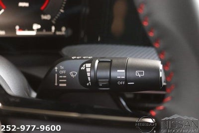 2025 Nissan Kicks SR FWD