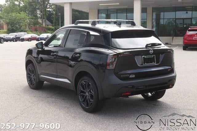 2025 Nissan Kicks SR FWD