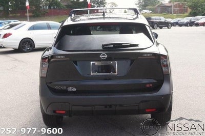 2025 Nissan Kicks SR FWD