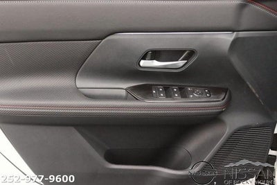 2026 Nissan Kicks SR FWD