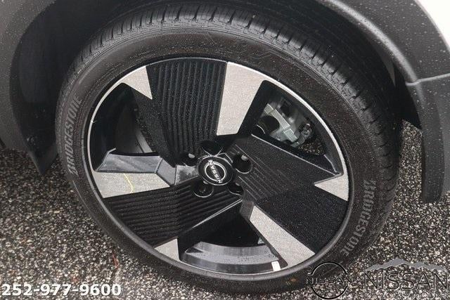 2026 Nissan Kicks SR FWD