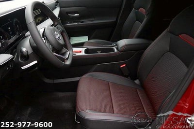 2026 Nissan Kicks SR FWD