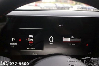 2025 Nissan Kicks SR FWD