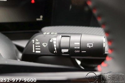 2025 Nissan Kicks SR FWD