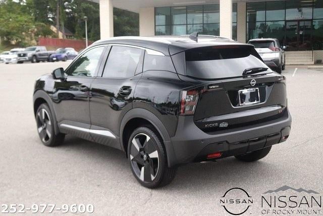 2025 Nissan Kicks SR FWD