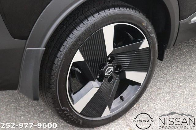 2025 Nissan Kicks SR FWD