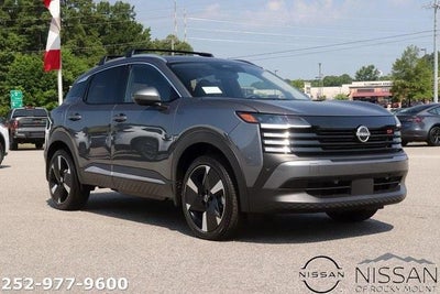 2025 Nissan Kicks SR AWD