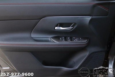 2025 Nissan Kicks SR AWD