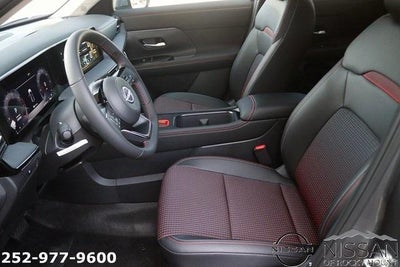 2025 Nissan Kicks SR AWD