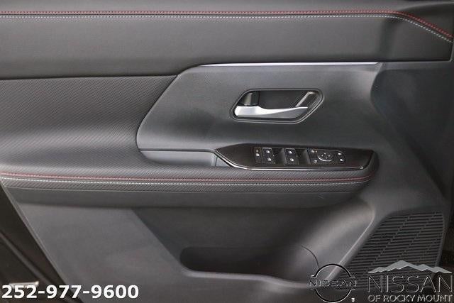 2025 Nissan Kicks SR AWD