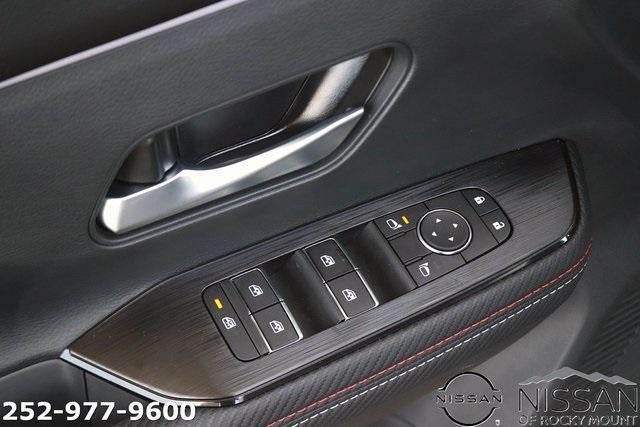 2025 Nissan Kicks SR AWD