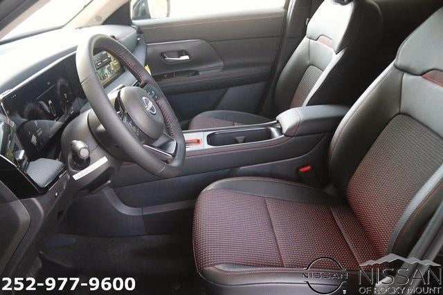 2025 Nissan Kicks SR AWD