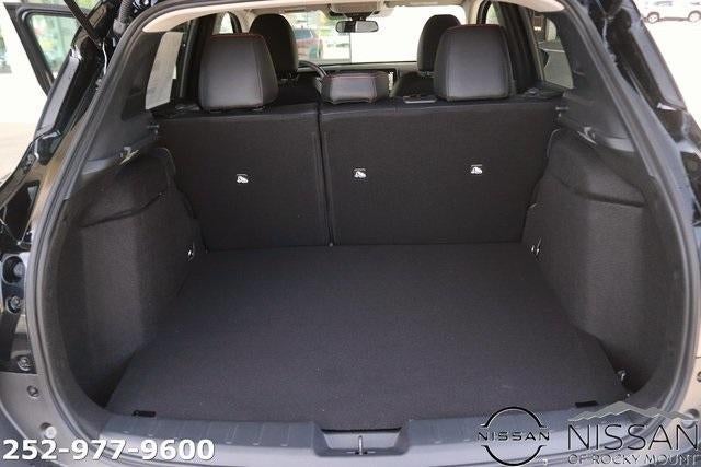 2025 Nissan Kicks SR AWD