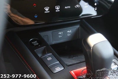 2025 Nissan Kicks SR AWD