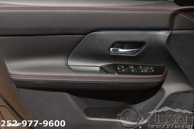 2026 Nissan Kicks SR AWD