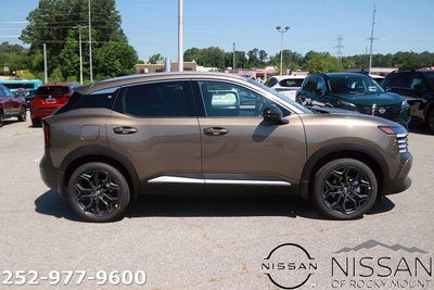 2026 Nissan Kicks SR AWD