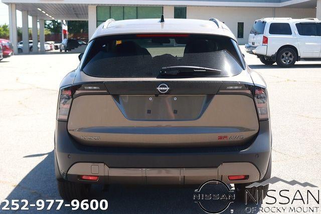 2026 Nissan Kicks SR AWD
