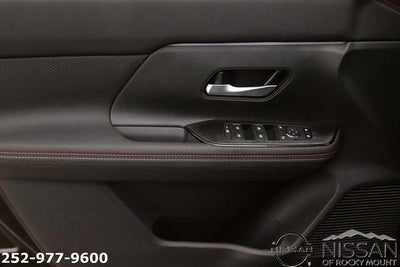 2026 Nissan Kicks SR AWD