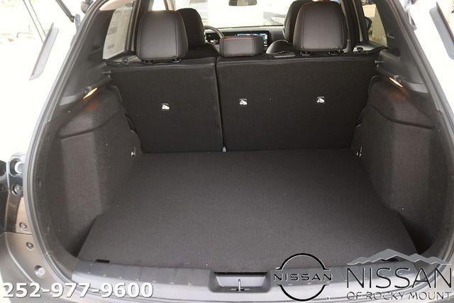 2026 Nissan Kicks SR AWD