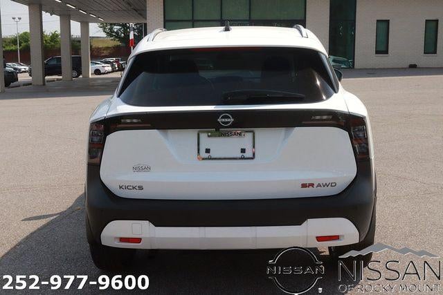2026 Nissan Kicks SR AWD