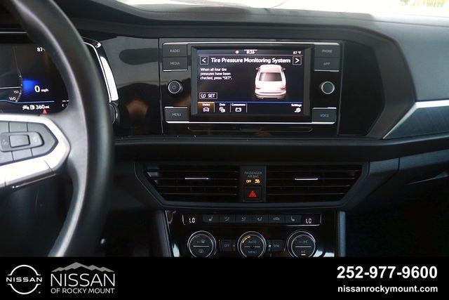 2024 Volkswagen Jetta SE Auto