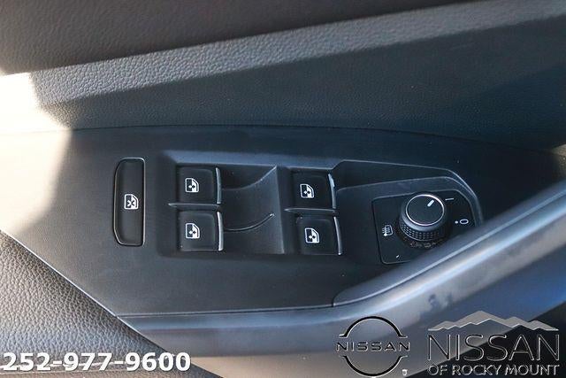 2024 Volkswagen Jetta SE Auto