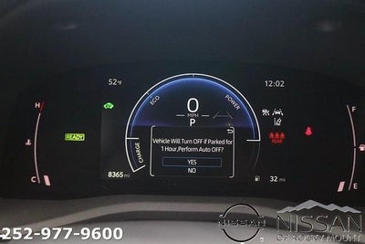 2025 Toyota Camry LE (SE)