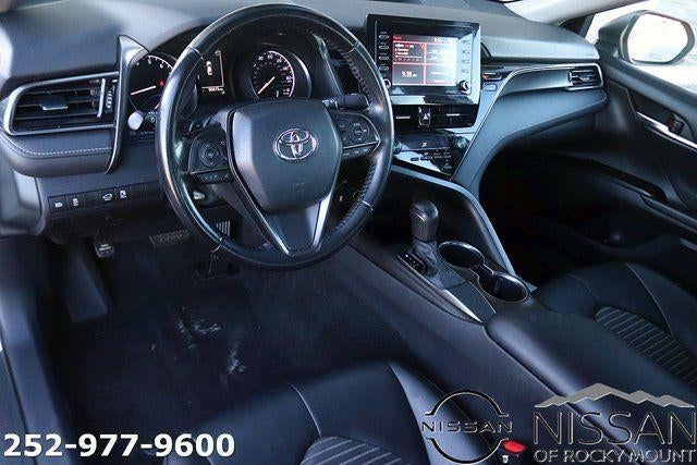 2021 Toyota Camry SE Auto (SE)