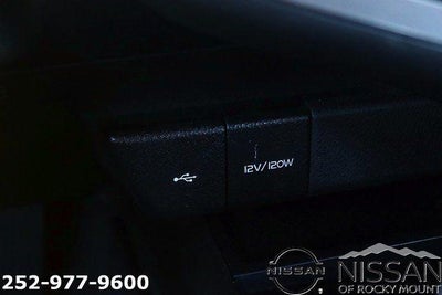 2021 Toyota Camry SE Auto (SE)