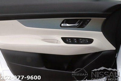 2026 Nissan Murano AWD SV