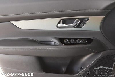 2025 Nissan Murano AWD SL