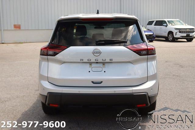 2024 Nissan Rogue FWD S