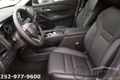 2026 Nissan Rogue 2026.5 FWD Dark Armor