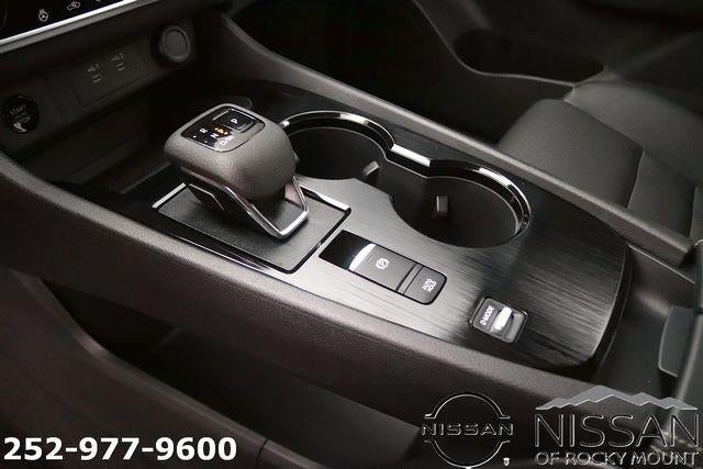 2026 Nissan Rogue 2026.5 FWD Dark Armor